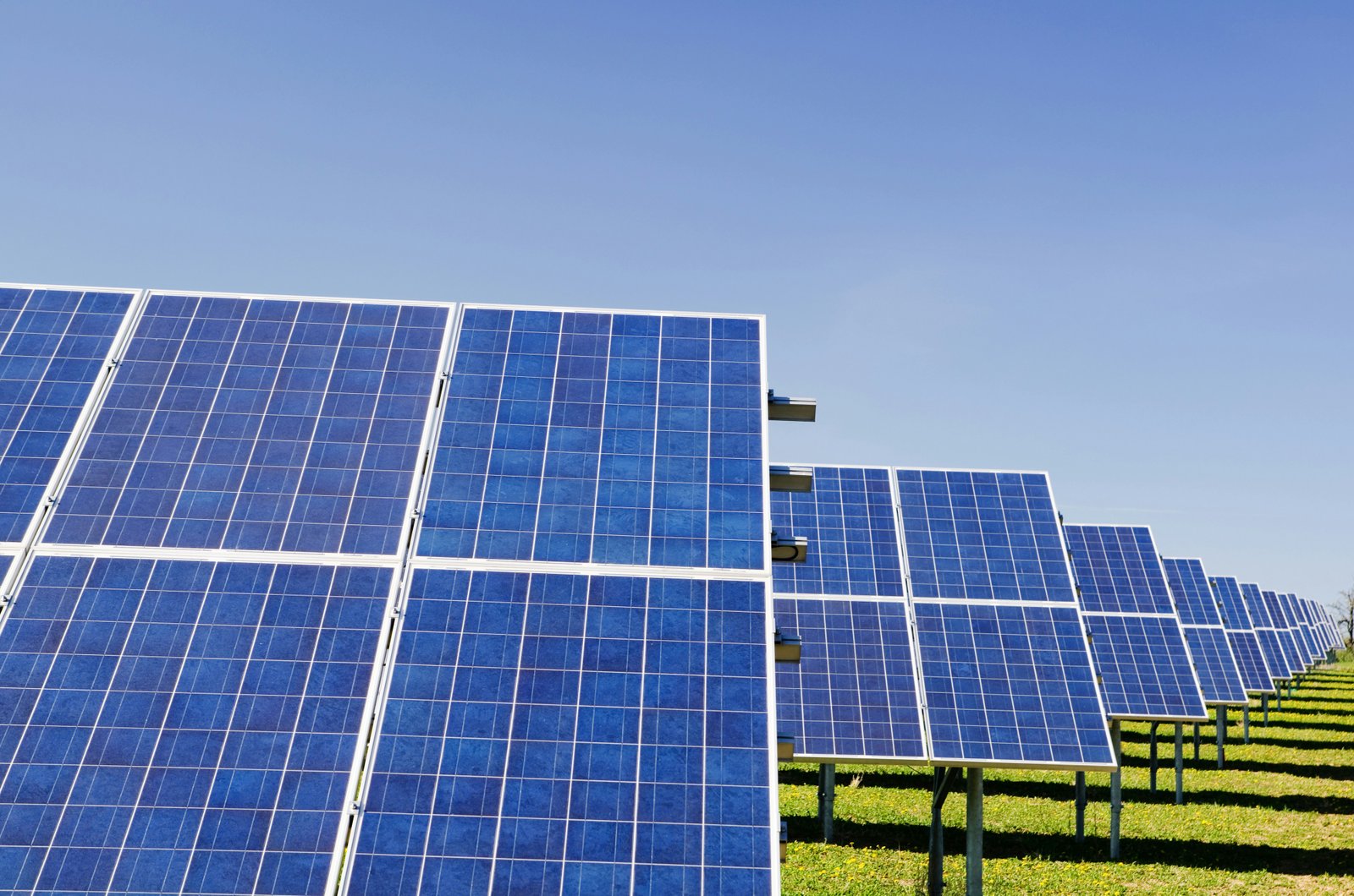 Can You Run A House Completely On Solar Power?