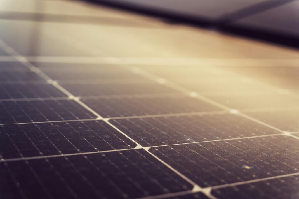 How Many Solar Panels Do I Need For A 400 Sq Ft Home?